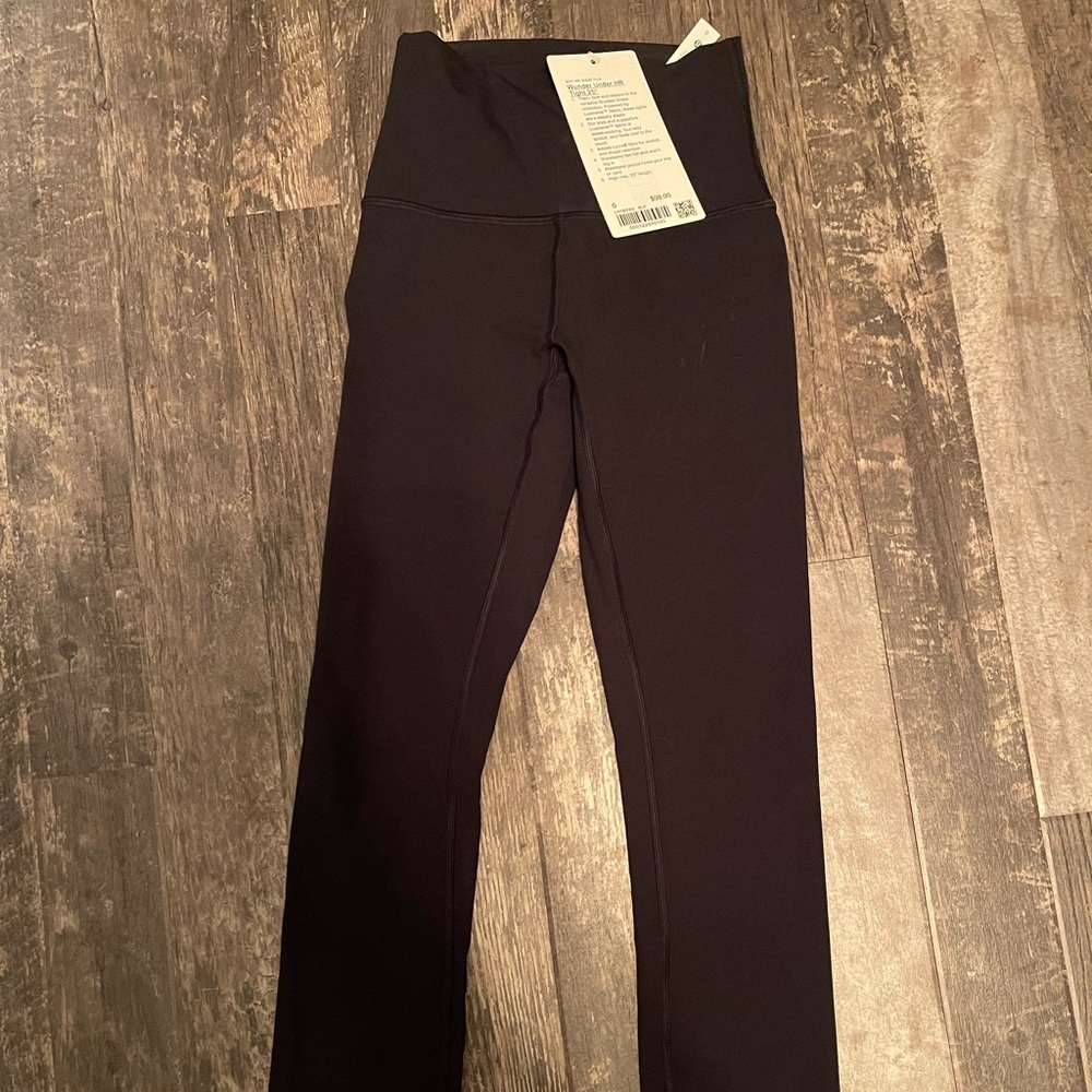 NWT.  Lululemon Wunder Under HR Tight 25”.  Size 0.